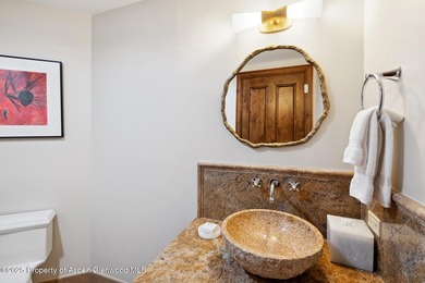 2024 renovations completed (including new decor, furniture - photo 19
