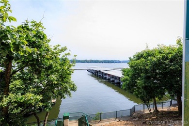Unicorn Alert! Garage now Included~! View! 2 boat slips. This - photo 32