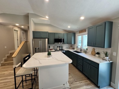 Additional listing photo 3