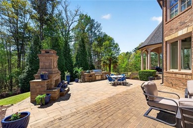 Luxury and a refined lifestyle are waiting for you here inside - photo 37