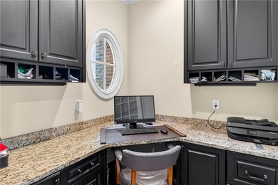 Luxury and a refined lifestyle are waiting for you here inside - photo 42