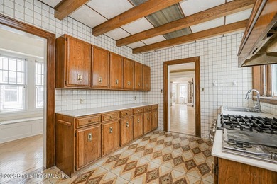 Come and see this magnificent one family detached home in the - photo 14