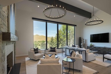 Set against one of Elkhorn's most coveted view corridors, this - photo 5