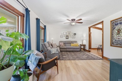 Rare opportunity to own a truly distinctive property in Gran - photo 19