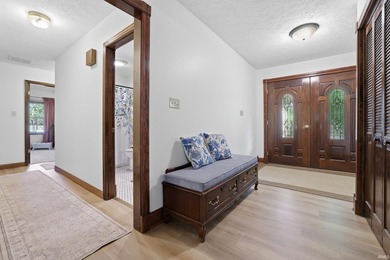 Rare opportunity to own a truly distinctive property in Gran - photo 21