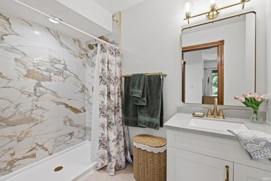 Rare opportunity to own a truly distinctive property in Gran - photo 27
