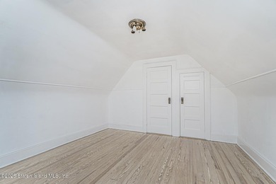 Come and see this magnificent one family detached home in the - photo 31