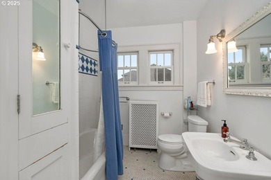 OPEN Sun 7/12 FROM 1 TO 3PM. Welcome to one of Portland's - photo 34