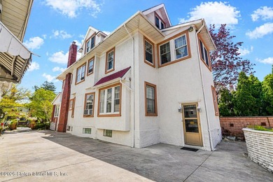 Come and see this magnificent one family detached home in the - photo 40