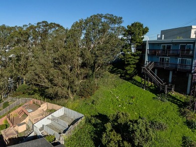Vacant lot opportunity in a prime San Francisco location. Build - photo 5