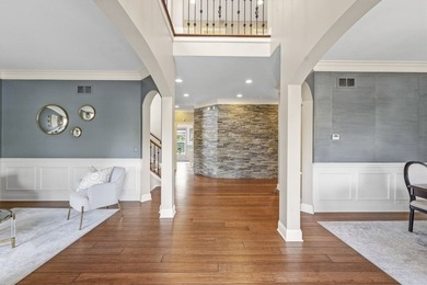 Prepare to be wowed from the moment you step inside! Over 3500 - photo 5