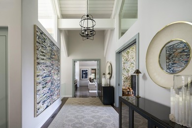 This incredible downtown estate offers luxurious living within - photo 8