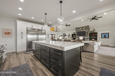 WHAT an AMZING HOME! You won't find finishings like this on just - photo 5