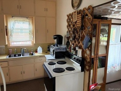 3 Bedroom, 1 bath with 1 car detached garage and additional 30 X - photo 11