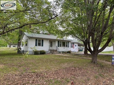 Lake Home For Sale in Big Sandy, Tennessee
