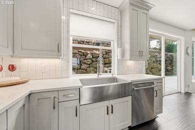 Experience refined Pacific Northwest living in this exceptional - photo 18