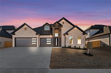 (private lake, pond, creek) Home For Sale in Centerton Arkansas