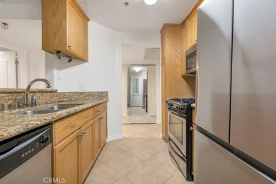 Welcome to this beautifully maintained first-floor condominium - photo 23