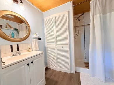 Live the Florida lifestyle in this beautifully updated 2 bedroom - photo 23