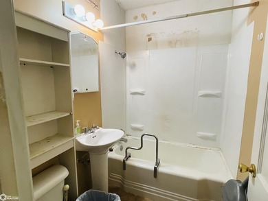 Welcome to this charming 2 bedroom home! Step inside to find an - photo 9