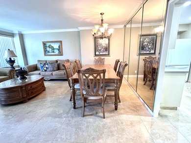 SUNNY & SPACIOUS 1BD/1BA TURNKEY UNIT ACROSS FROM THE SANDY - photo 3