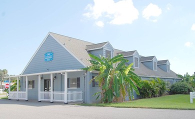 Live the Florida lifestyle in this beautifully updated 2 bedroom - photo 40
