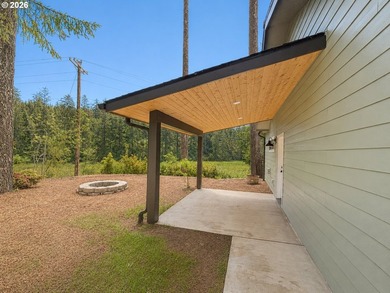 Rare brand new home South of town just steps away from Woahink - photo 43