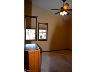 Wonderful 4 bedroom home in lovely McIntosh subdivision with - photo 9