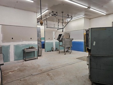 Former Big Lost River Meats facility-4,020 sq - photo 9