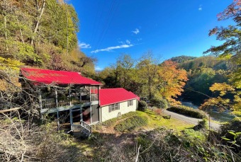 Nolichucky River Home For Sale in Green Mountain North Carolina