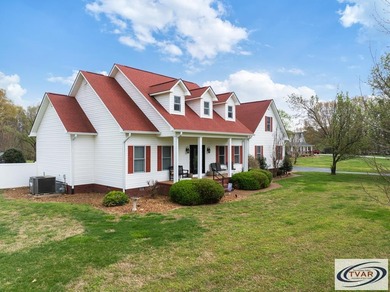 (private lake, pond, creek) Home For Sale in Mckenzie Tennessee