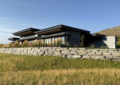 Stunning single-level Mountain Modern home with exceptional - photo 4