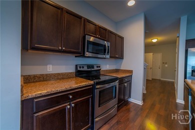 Welcome home to this well maintained 3 bedroom, 2.5 bath - photo 11