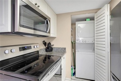 Beautifully updated 2-bedroom, 2-bath condo in the heart of - photo 11