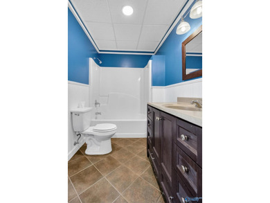 Enjoy lakeside living in this beautifully updated 1BR/1BA condo - photo 11