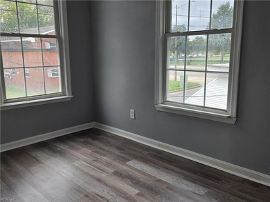 Many renovations completed, new water heater, new roof, new - photo 11