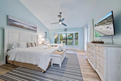 This beautifully curated coastal escape perfectly blends relaxed - photo 12