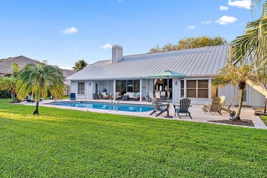 This beautifully curated coastal escape perfectly blends relaxed - photo 23