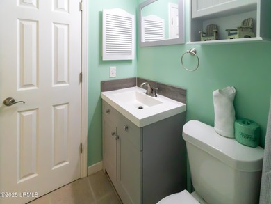 Incredible opportunity for this perfect beach villa! Bright - photo 25