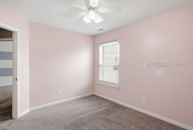 Beautifully maintained home with 3BR 2.5 BA with a great - photo 28
