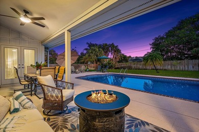 This beautifully curated coastal escape perfectly blends relaxed - photo 34