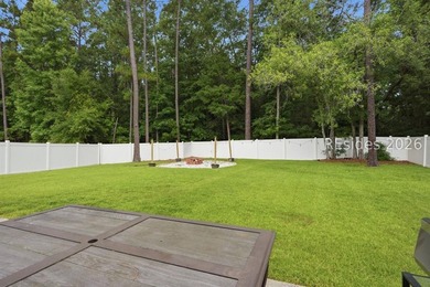 Beautifully maintained home with 3BR 2.5 BA with a great - photo 36