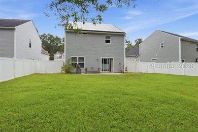 Beautifully maintained home with 3BR 2.5 BA with a great - photo 37