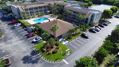 FOR SALE - Investor Friendly Condo! Second-floor 1 bedroom, 1 - photo 1