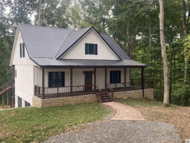 Lake Barkley Home For Sale in Cadiz Kentucky