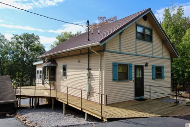 Lake Home For Sale in Benton, Kentucky