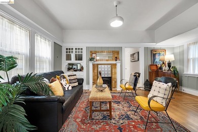 Set in a dynamic, authentically urban pocket, the neighborhood - photo 7