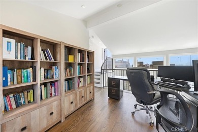 Welcome to 316 8th Street-a beautifully remodeled coastal - photo 22