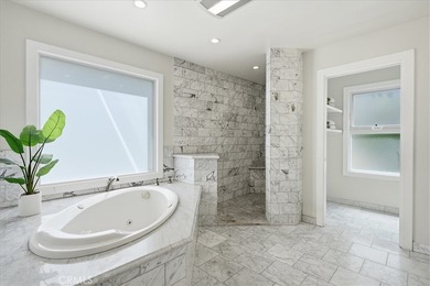 Welcome to 316 8th Street-a beautifully remodeled coastal - photo 32