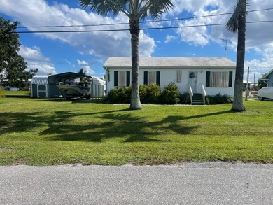 Lake Okeechobee Home For Sale in Okeechobee Florida